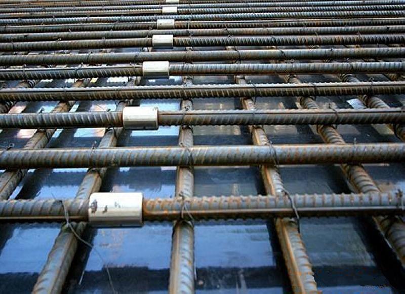 龙口为什么建楼房时，要在钢筋上加一排小圆环？原来作用这么大